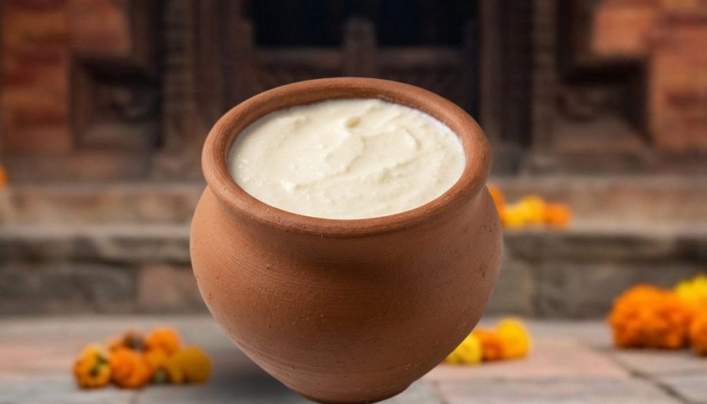Juju Dhau